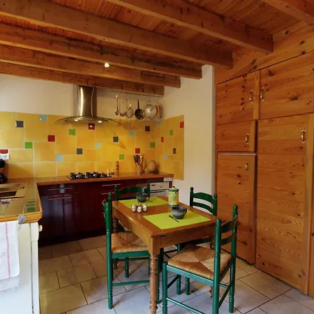 Apartment Maison Cosy Avec Spa, Sauna Et Lamas A Proximite De Roanne - Fr-1-496-23 *